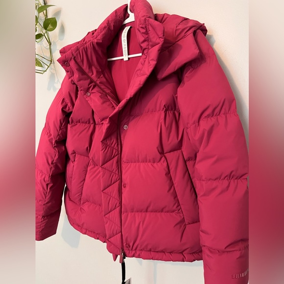 ππ LuluLemon Wunder Puff Jacket - Picture 2 of 11